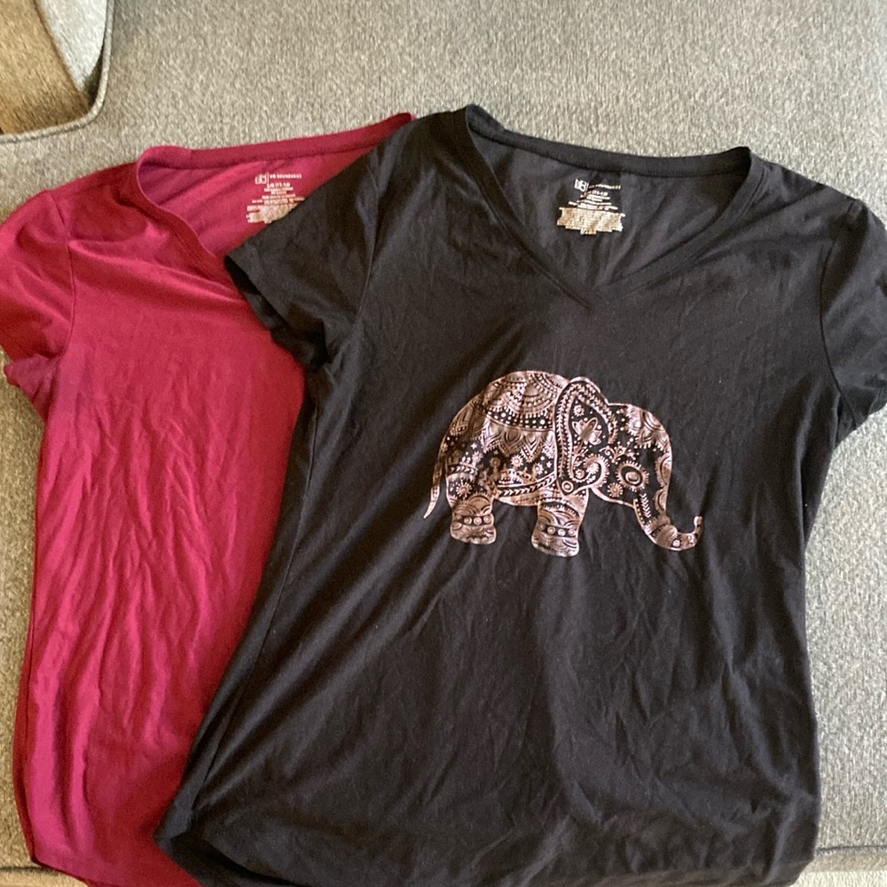 Black Elephant Graphic Tee and maroon Tee Set